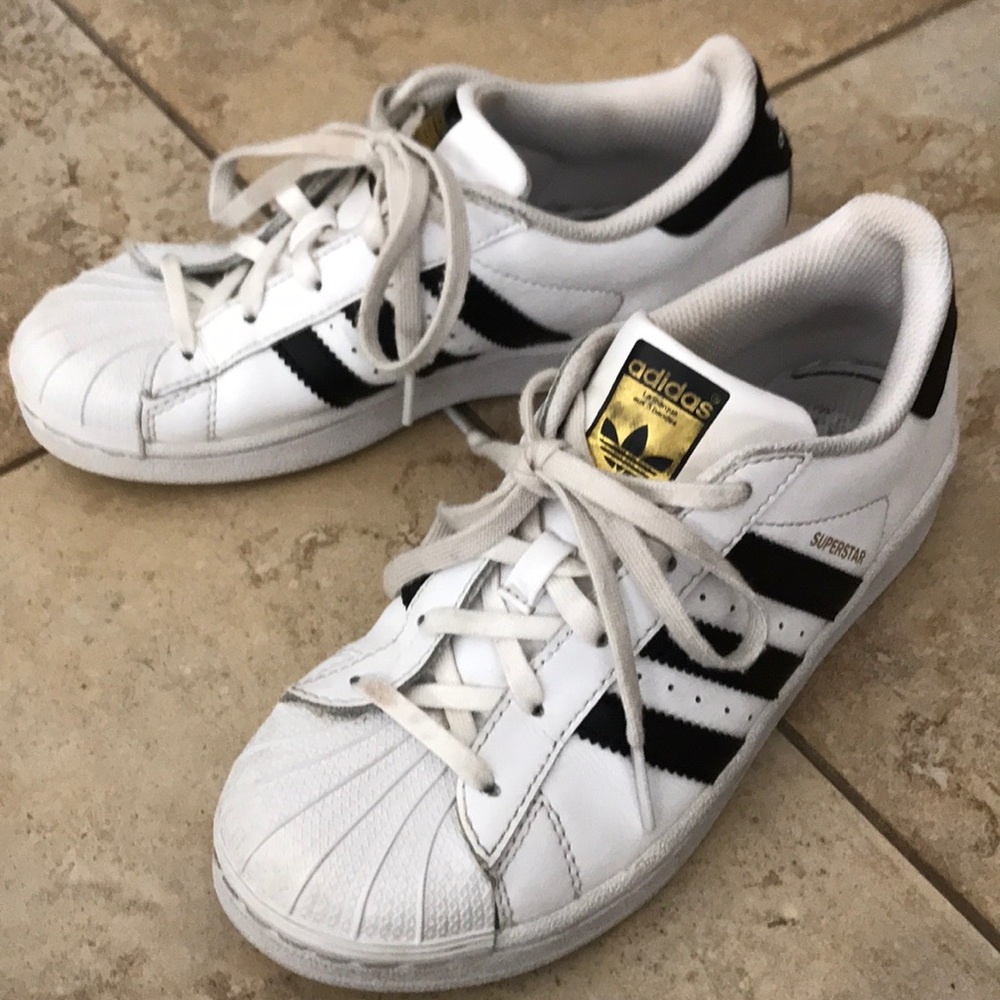 Adidas sneakers  kids boys or girls  size 2.5